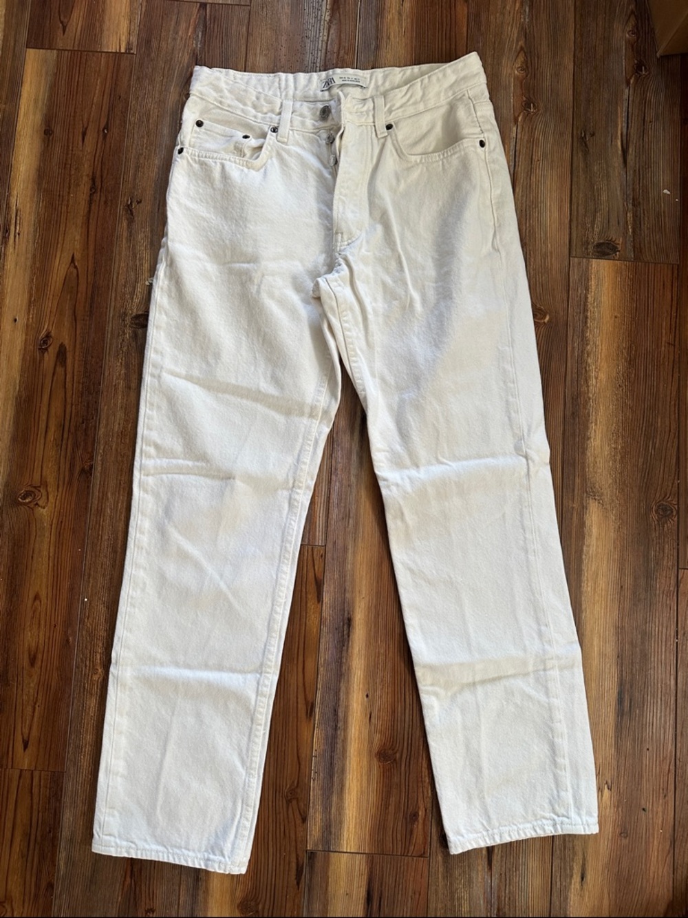 Zara White High Rise Button-Fly Straight Jeans 100% cotton 31